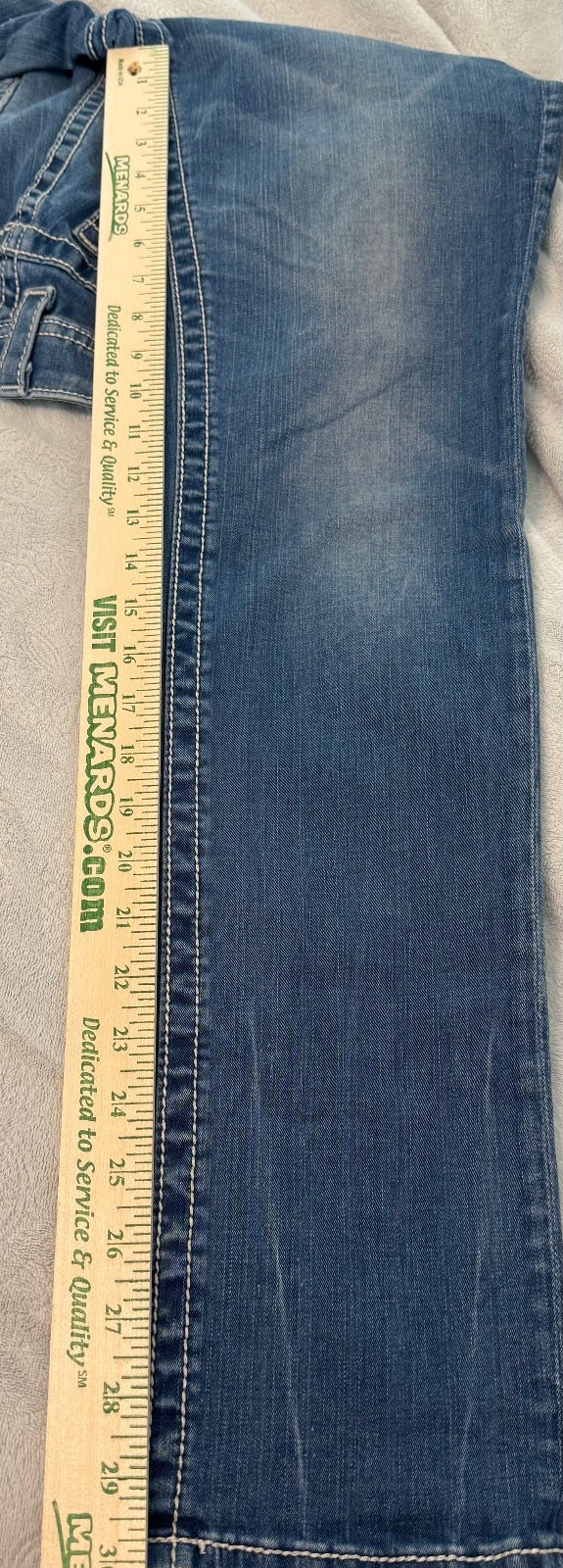 Miss Me Skinny Jeans Medium Wash Size 30