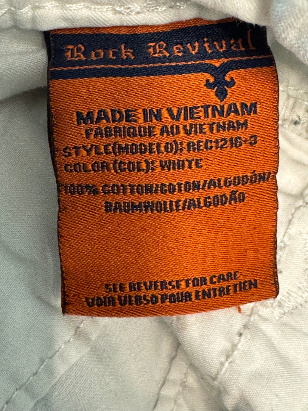 Rock Revival Classic cargo shorts size 40, edgy, distressed, loose, streetwear