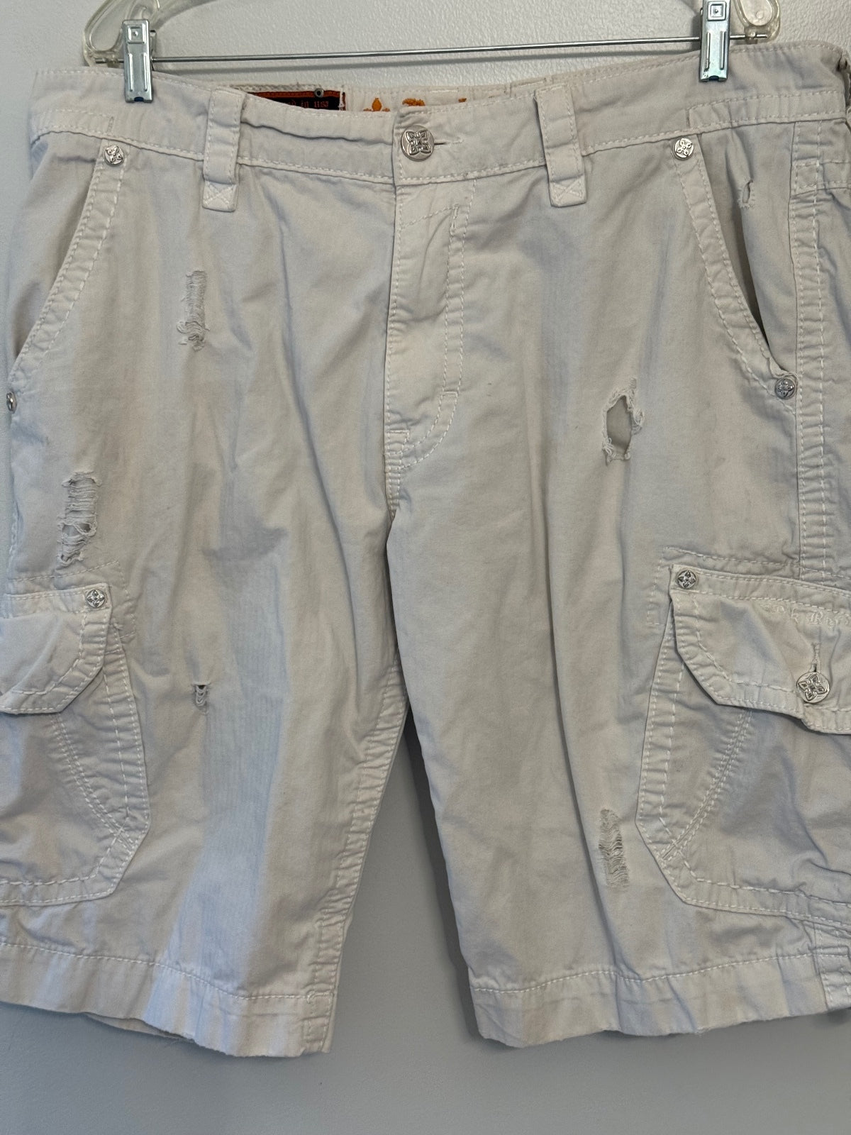 Rock Revival Classic cargo shorts size 40, edgy, distressed, loose, streetwear