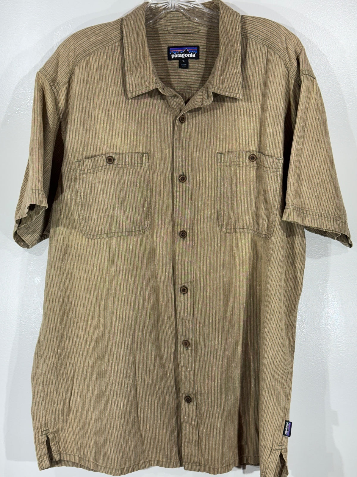 Patagonia XL Brown Striped Short Sleeve Button-Up Shirt