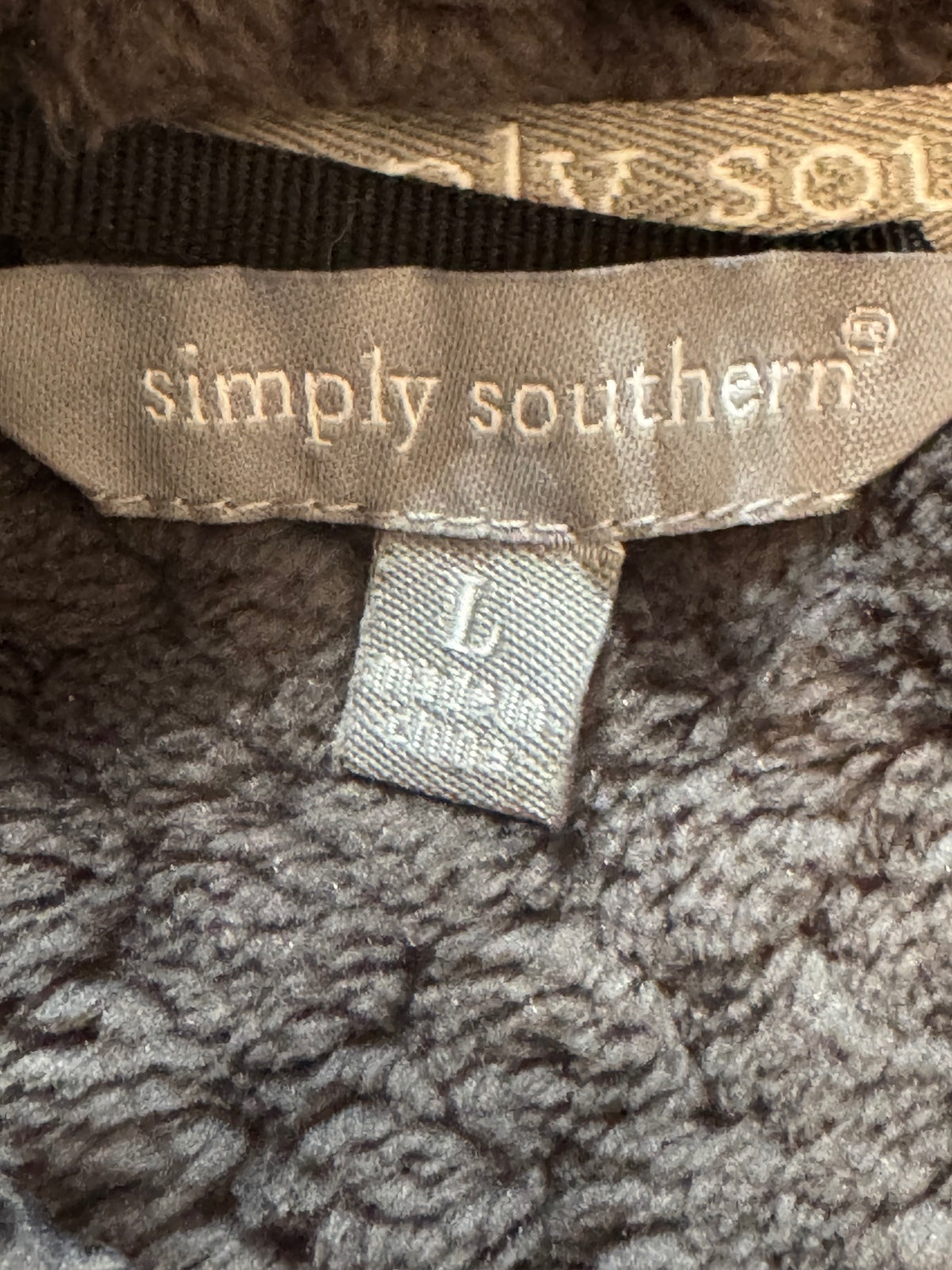 Simply Southern Women's Large Gray Fleece Pullover Sweatshirt