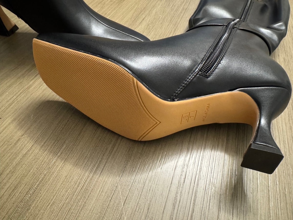 Black Mid-Calf Pointed Toe Kitten Heel Boots Size 7