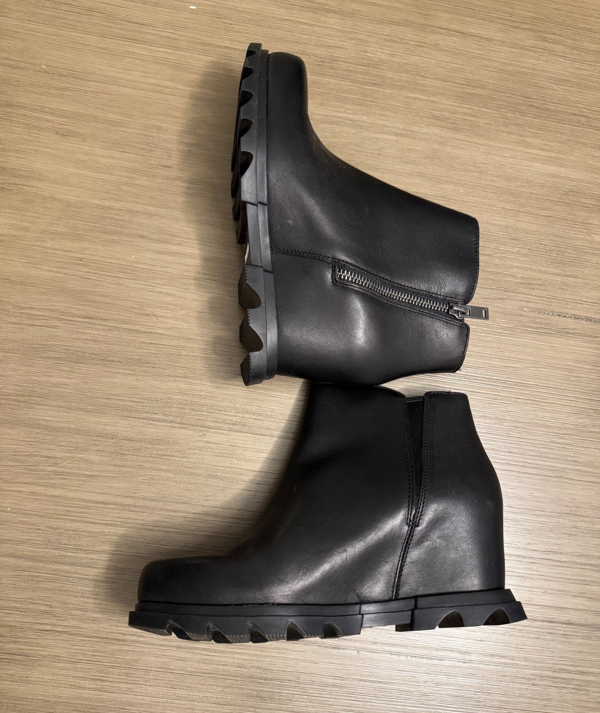 Sorel Women's Black Leather Ankle Boots Size 9.5