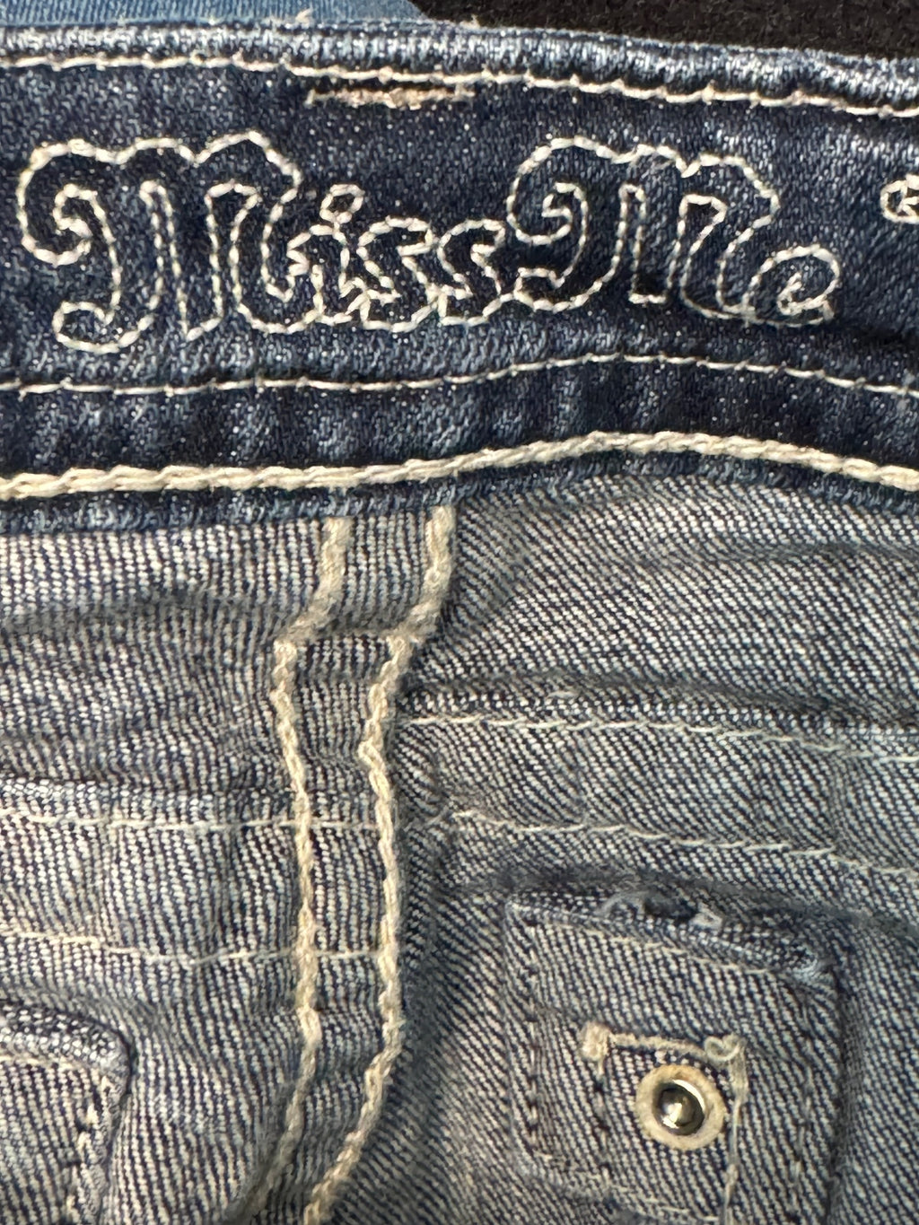 Miss Me Women’s 30 Bootcut Jeans Embellished Flapless Pockets Dark Wash