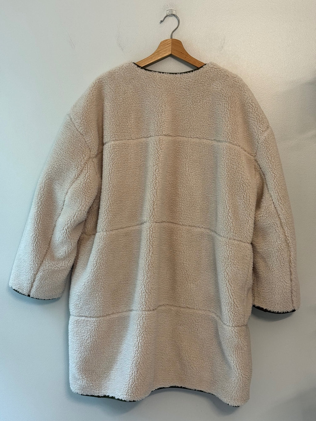 GAP Women’s XXL Sherpa Coat Ivory Olive Green Jacket, Cabincore, Gorpcore