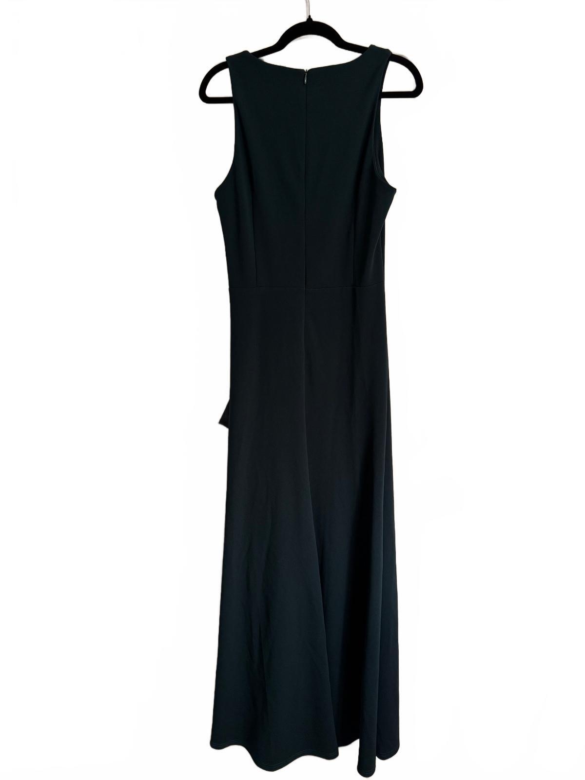 Elegant Sleeveless Dark Green Maxi Dress with Ruffle Detail