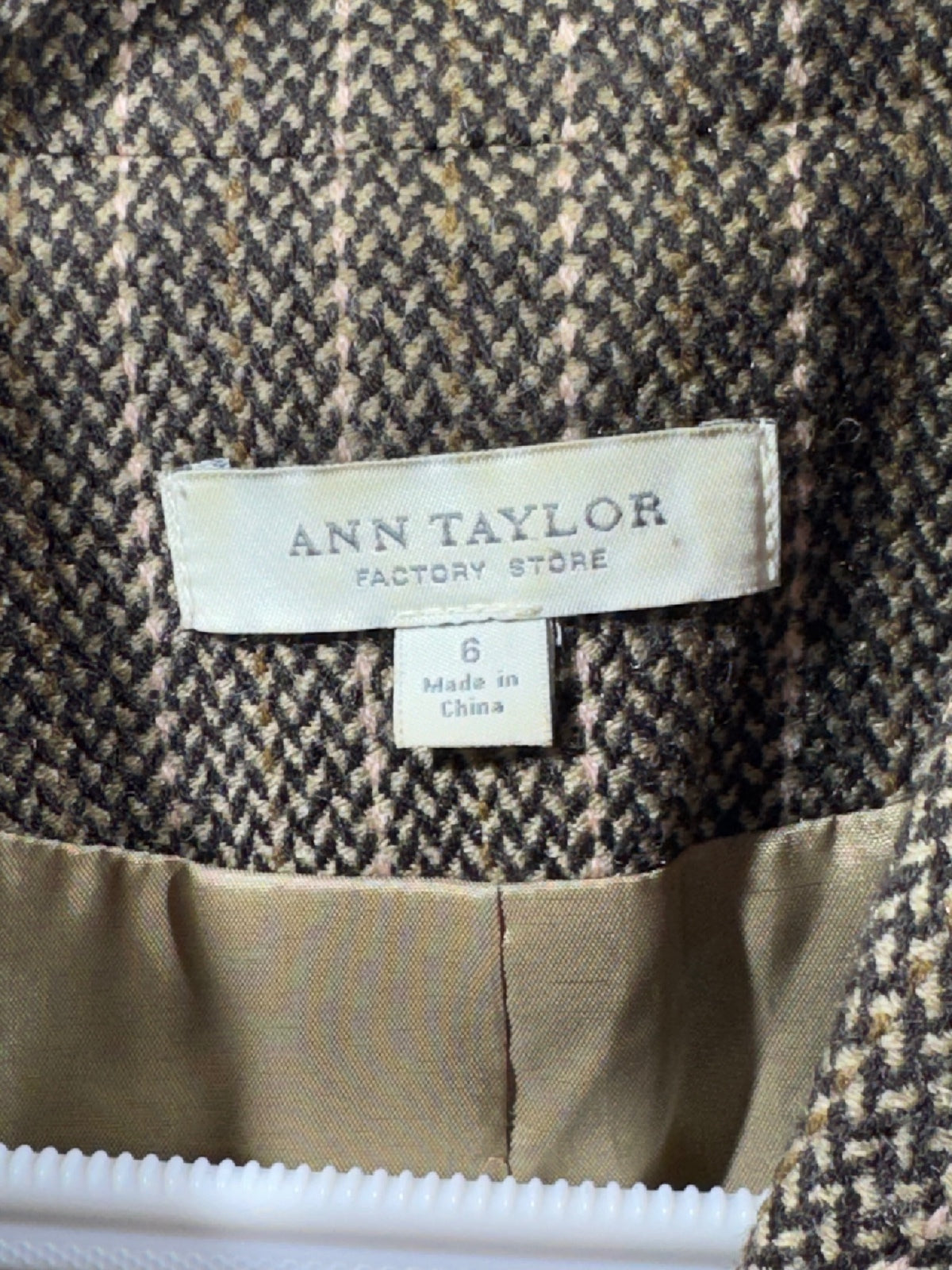 Ann Taylor Factory Women’s Size 6 Brown Tweed Blazer 3 Button Tailored Jacket