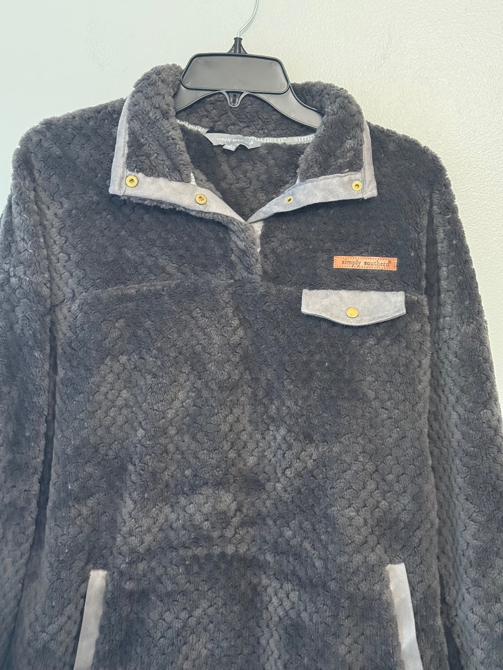 Simply Southern Women's Large Gray Fleece Pullover Sweatshirt