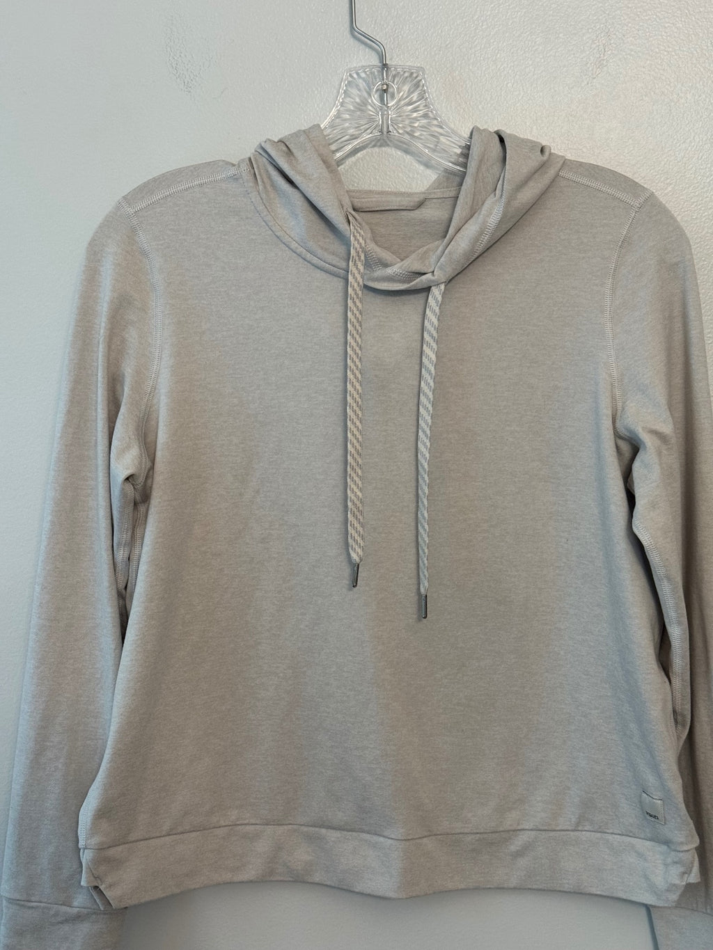 Vuori Halo Essential Hoodie Women’s S Light Heather Gray