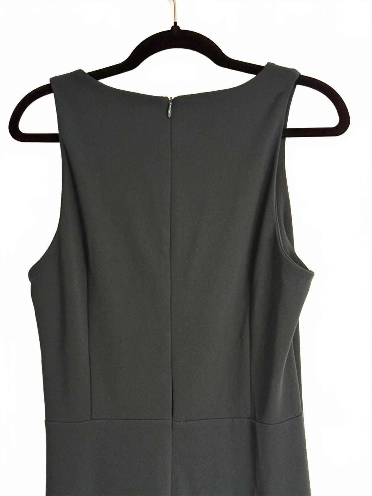 Elegant Sleeveless Dark Green Maxi Dress with Ruffle Detail